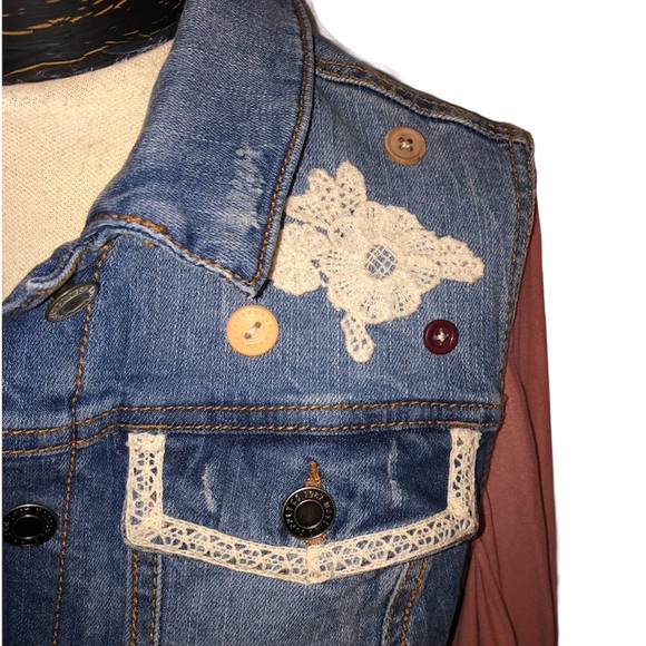 Upcycled Handmade Vintage Hippie Boho Denim Vest - Picture 4 of 15